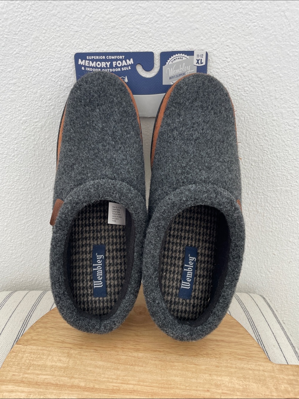 SALE! 50% Off Wembley Men's Charcoal Memory Foam Slip-On Slippers Size XL 11-12